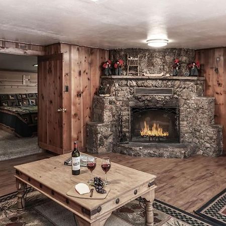 Coyote Cabin - Private Hot Tub - Upper Canyon رويدوسو، نيومكسيكو المظهر الخارجي الصورة