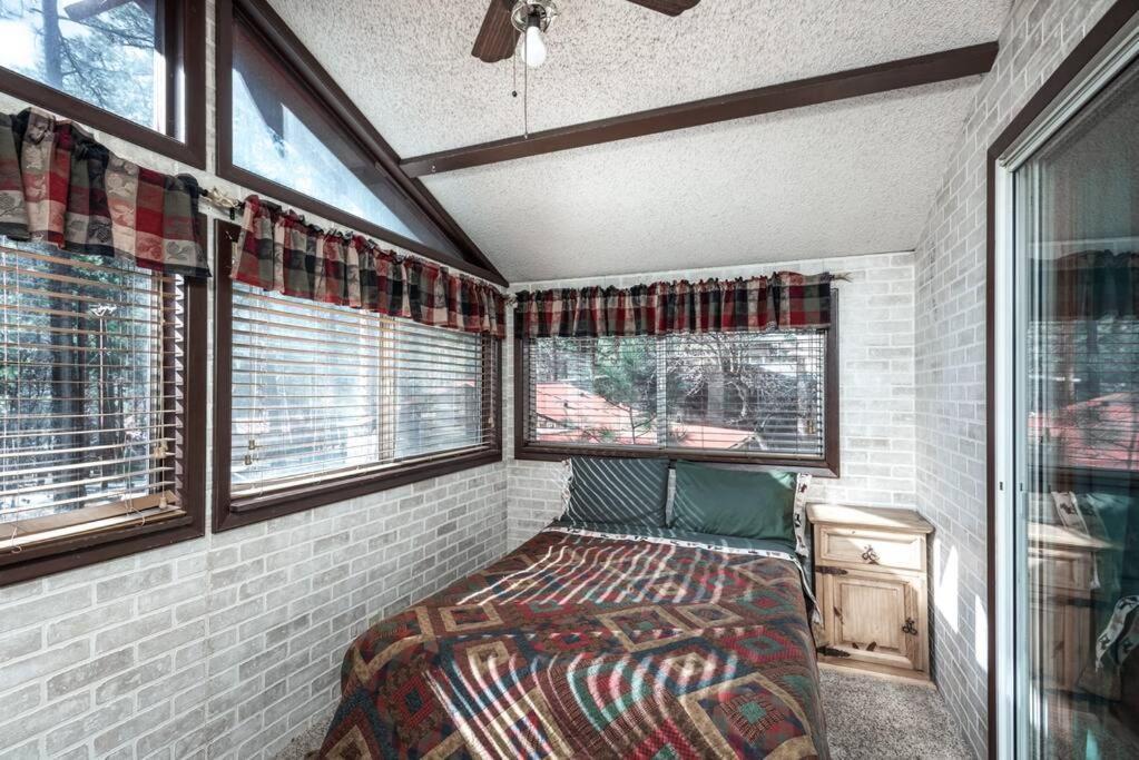 Coyote Cabin - Private Hot Tub - Upper Canyon رويدوسو، نيومكسيكو المظهر الخارجي الصورة